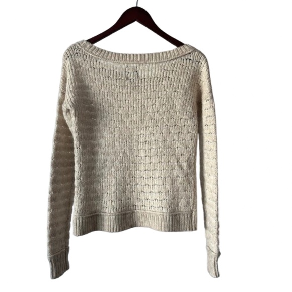 American Eagle Outfitters Women's M Creamy Sleeved Scooped Neck Knit Sweater Top - Picture 5 of 15